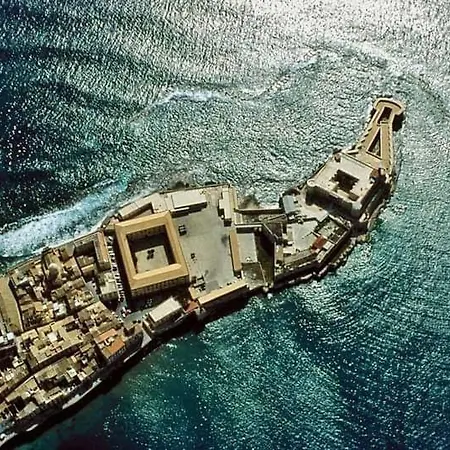 Sudduyene House *