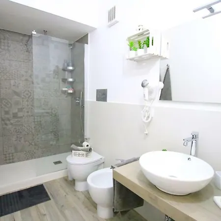 Sudduyene House Apartment *